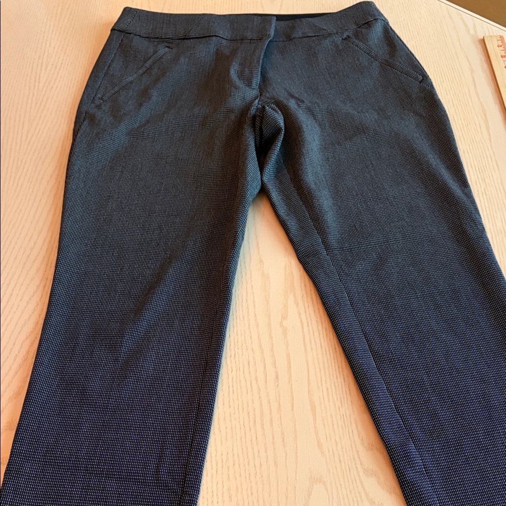 LOFT Black and White Patterned Pants